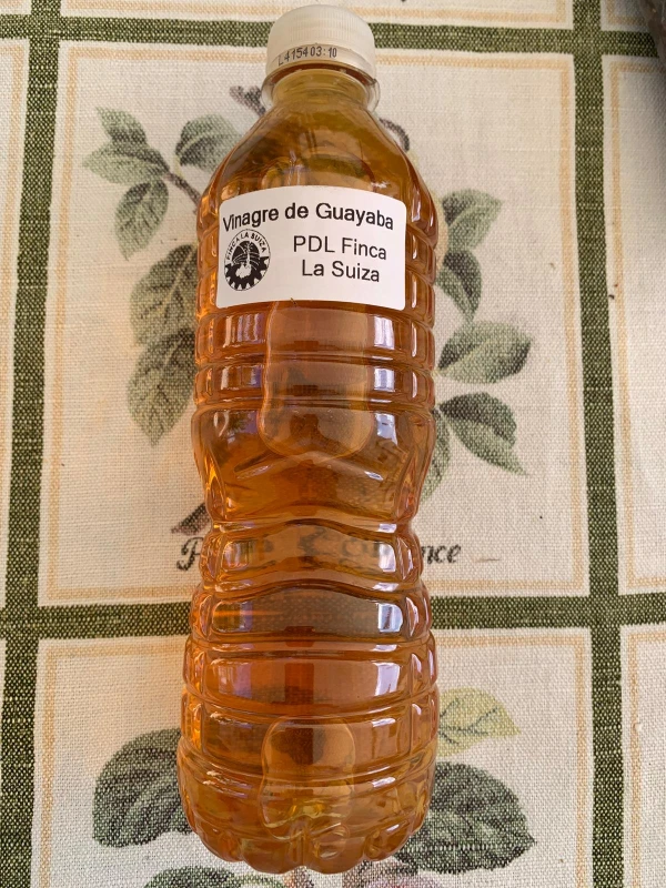 Vinagre natural's foto | El Rincón de la Suiza |  BizneCubano